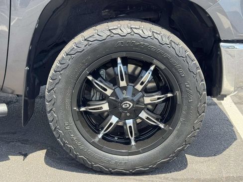 Used 2020 Toyota Tundra SR5 w/ SR5 Leather Package AWD/4WD image 26
