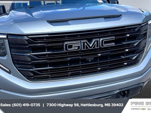 Used 2023 GMC Sierra 1500 Elevation w/ Elevation Premium Package AWD/4WD image 22
