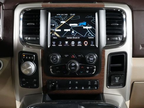 Used 2017 RAM 1500 Laramie w/ Convenience Group AWD/4WD image 23