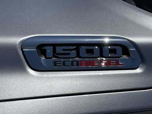 Used 2022 RAM 1500 Limited w/ Body Color Bumper Group AWD/4WD image 32