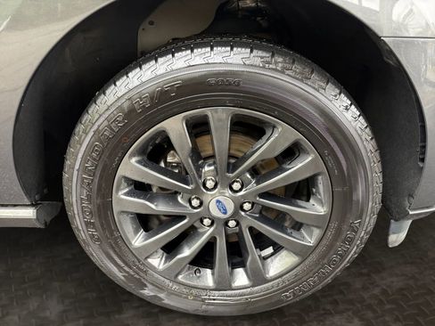 Used 2019 Ford Expedition Limited AWD/4WD image 43