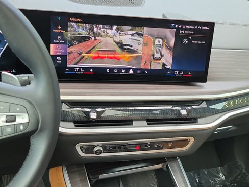 Used 2024 BMW X5 sDrive40i w/ Parking Assistance Package RWD image 22
