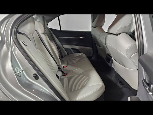 Used 2023 Toyota Camry SE image 31