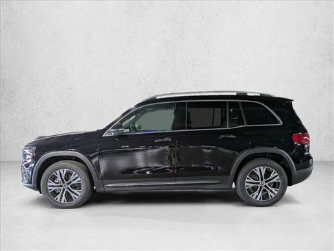 New 2025 Mercedes-Benz GLB 250 4MATIC image 5