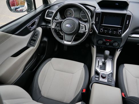 Used 2021 Subaru Forester Premium image 9