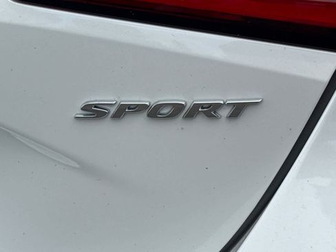 Used 2023 Honda Civic Sport image 12