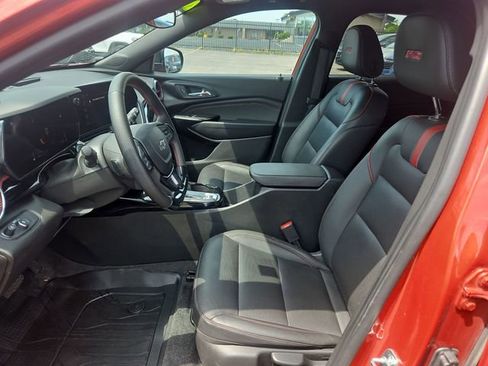 Used 2024 Chevrolet Trax RS w/ Driver Confidence Package FWD image 10