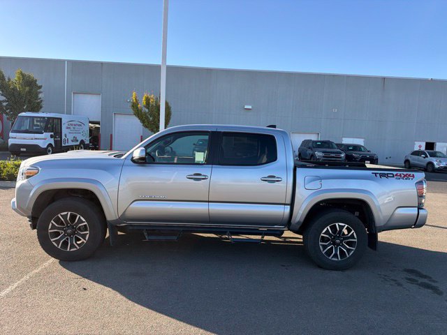 Used 2023 Toyota Tacoma TRD Sport w/ Advanced Technology Package AWD/4WD image 1
