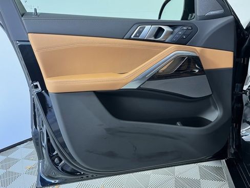 New 2026 BMW X6 M60i w/ Climate Comfort Package image 10