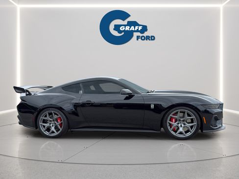New 2026 Ford Mustang GT Premium w/ GT Performance Package RWD image 6