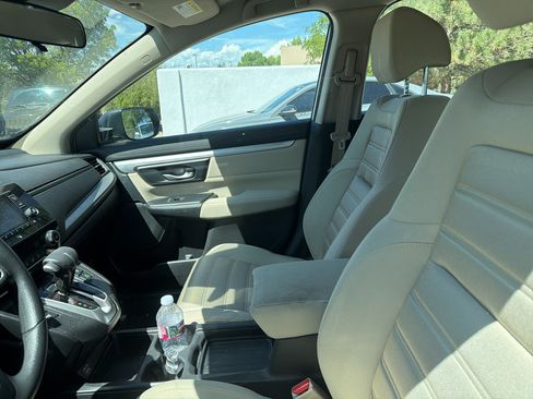 Used 2020 Honda CR-V LX image 2