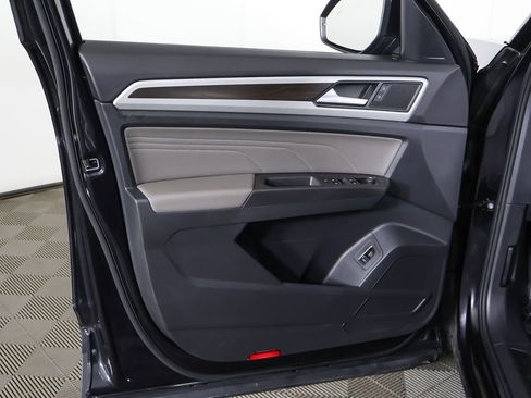 Certified 2023 Volkswagen Atlas SE AWD/4WD image 23