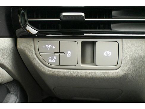 New 2026 Kia Sportage EX w/ EX Panorama Roof Package image 23