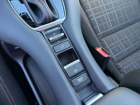 Certified 2026 Honda HR-V Sport image 22