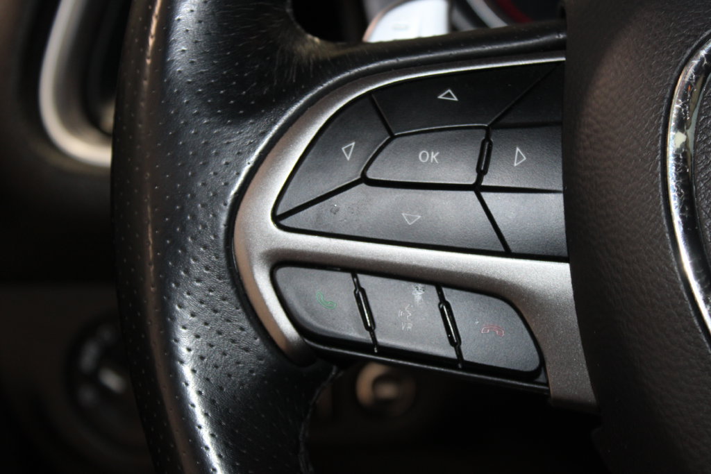 Used 2019 Dodge Challenger R/T RWD image 26