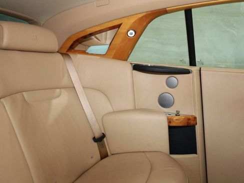 Used 2010 Rolls-Royce Phantom Coupe RWD image 21