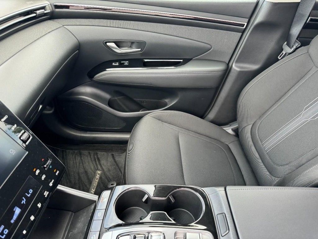Certified 2022 Hyundai Tucson SEL AWD/4WD image 13