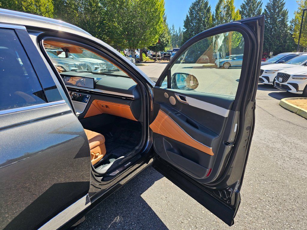Used 2025 Genesis GV80 3.5T Prestige AWD/4WD image 28