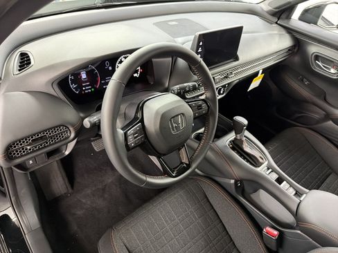 New 2027 Honda HR-V Sport image 4
