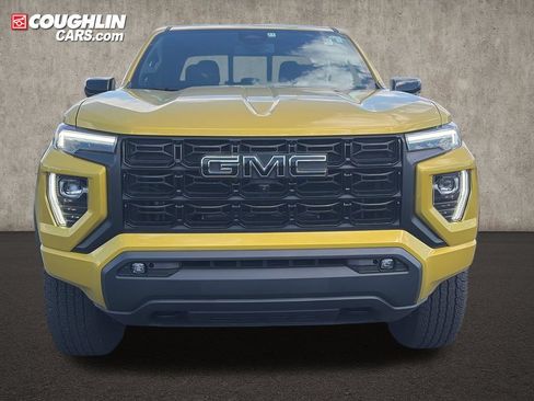 Used 2023 GMC Canyon Elevation w/ Elevation Premium Package AWD/4WD image 2