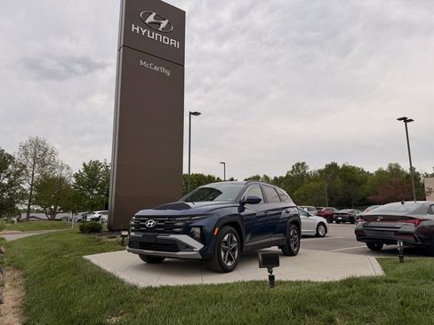 Used 2025 Hyundai Tucson SEL FWD image 1