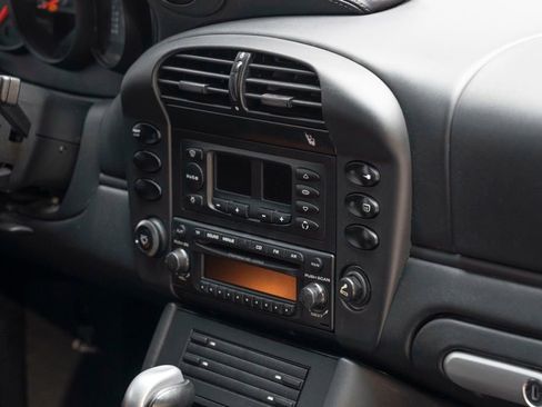 Used 2004 Porsche 911 Carrera 4S image 30