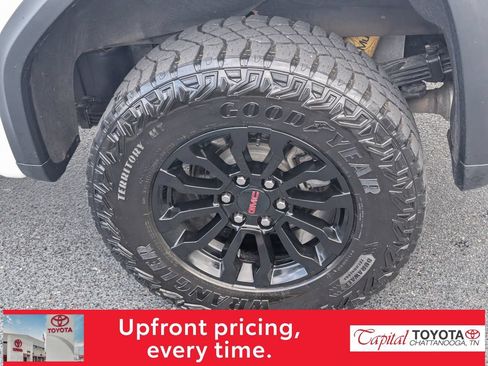 Used 2023 GMC Sierra 1500 AT4X AWD/4WD image 10