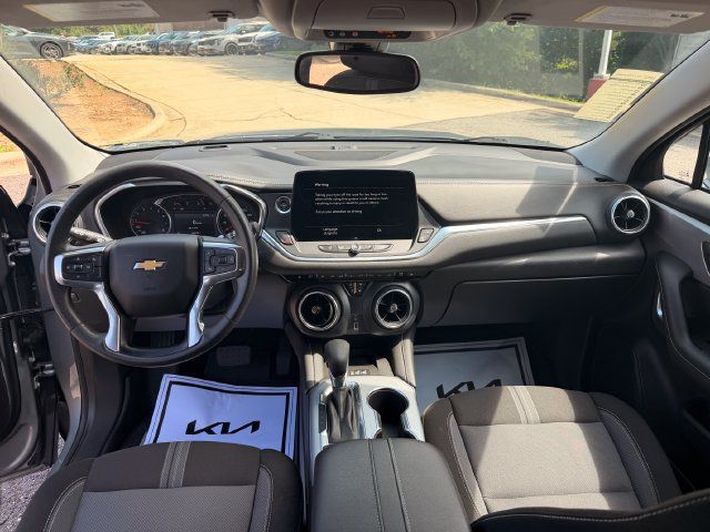 Used 2024 Chevrolet Blazer LT w/ Convenience Package FWD image 15