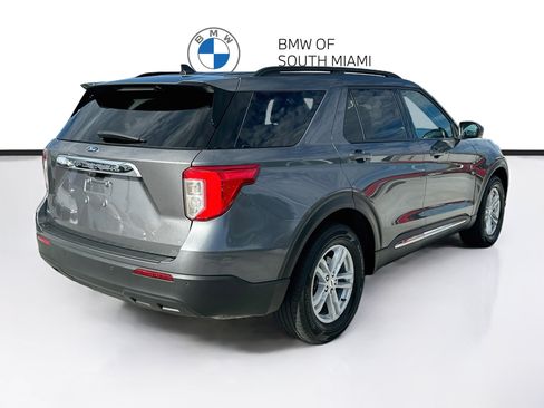 Used 2024 Ford Explorer XLT RWD image 7
