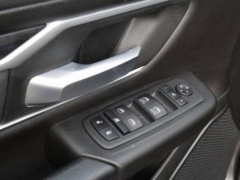 Used 2023 RAM 1500 Big Horn image 15