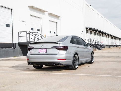 Used 2020 Volkswagen Jetta GLI Autobahn image 45