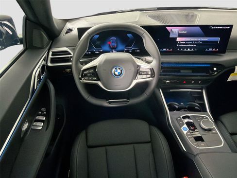 New 2026 BMW i4 xDrive40i AWD/4WD image 43