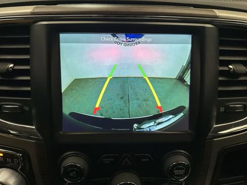 Used 2018 RAM 1500 Laramie w/ Convenience Group AWD/4WD image 28