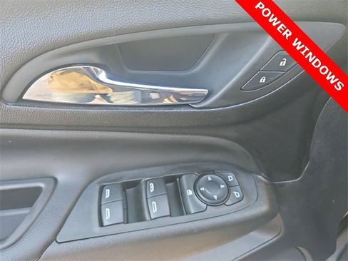 Used 2020 Chevrolet Equinox LT image 23