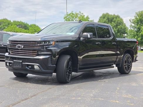 Used 2020 Chevrolet Silverado 1500 High Country w/ Technology Package AWD/4WD image 29