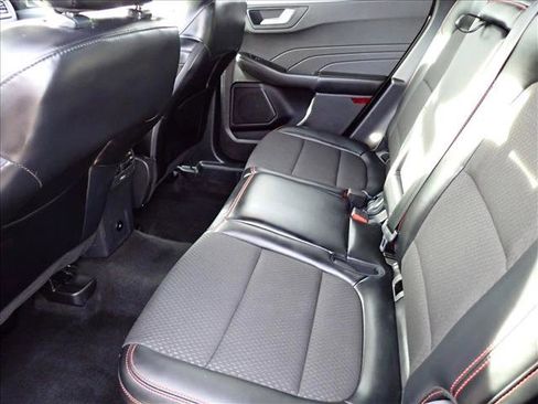 Used 2024 Ford Escape ST-Line image 10