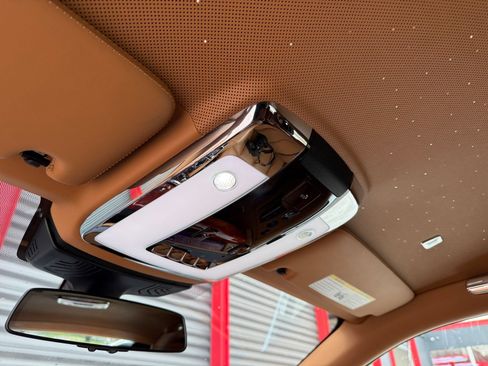 Used 2018 Rolls-Royce Phantom Extended Wheelbase RWD image 50