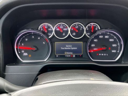 Used 2022 Chevrolet Silverado 2500 LT w/ Convenience Package image 26