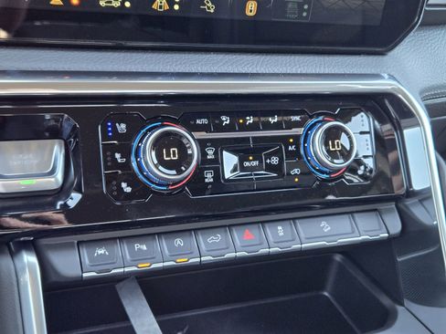 New 2026 GMC Sierra 1500 Denali w/ Denali Reserve Package AWD/4WD image 21