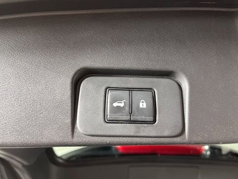 Used 2023 Nissan Rogue SL w/ SL Premium Package image 50