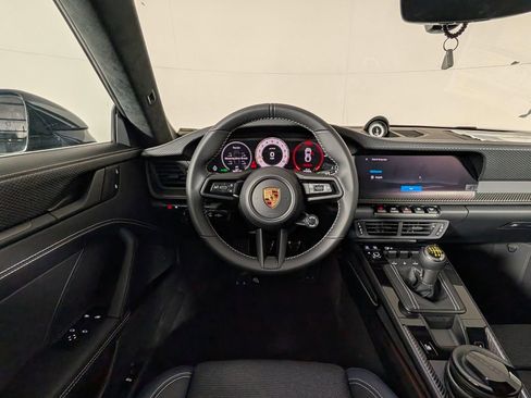 Certified 2026 Porsche 911 GT3 RWD image 20