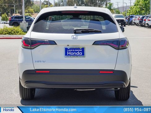 New 2027 Honda HR-V LX image 8