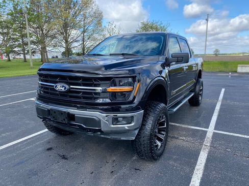 Used 2025 Ford F150 XLT w/ Equipment Group 301A Standard AWD/4WD image 3
