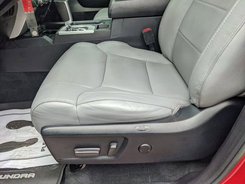 Used 2020 Toyota Tundra SR5 w/ SR5 Leather Package image 22