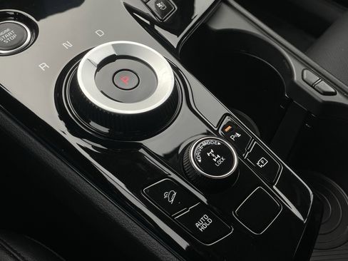 Certified 2025 Kia Sportage SX Prestige image 22