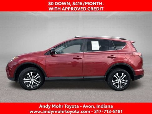 Used 2017 Toyota RAV4 LE FWD image 5