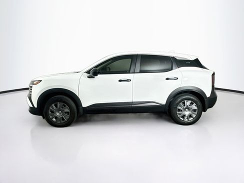 Used 2025 Nissan Kicks S FWD image 4