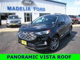 Used 2023 Ford Edge Titanium image 3