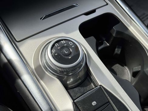 Used 2022 Ford Explorer Limited w/ Hybrid Equipment Group 310A image 30