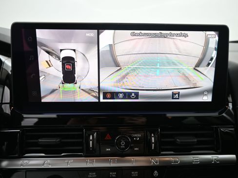New 2026 Nissan Pathfinder SL FWD image 16